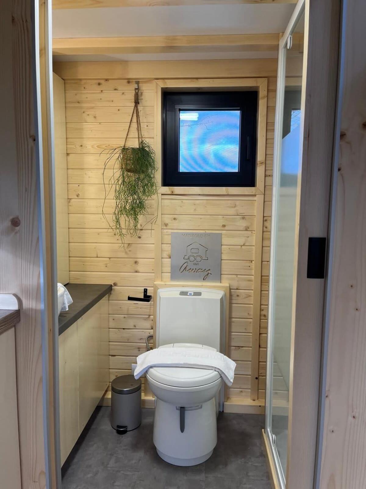 Lisi Grun Tiny House By Tiny Away Villa Затлед Екстериор снимка